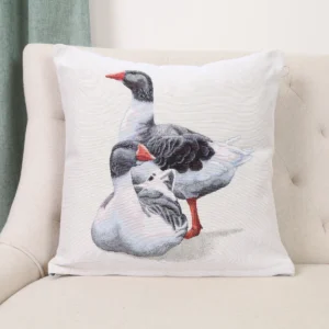 Dvipusė gobeleno pagalvėlė – Žąsų duetas