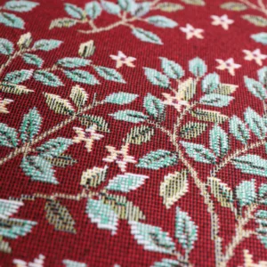 Stalo takelis - Baroko gėlės (bordo)