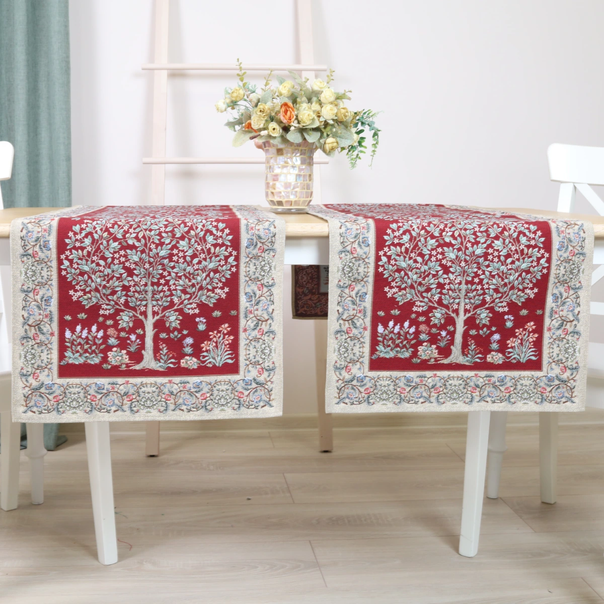 Stalo takelis - Baroko gėlės (bordo)