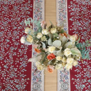 Stalo takelis - Baroko gėlės (bordo)