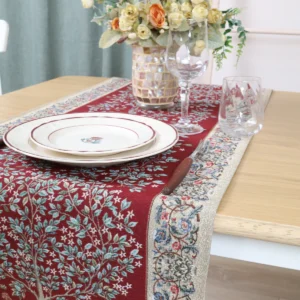 Stalo takelis - Baroko gėlės (bordo)