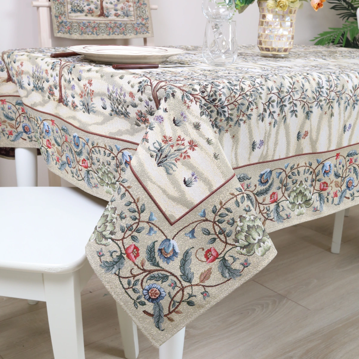 Staltiesė - Baroko gėlės (šviesi)