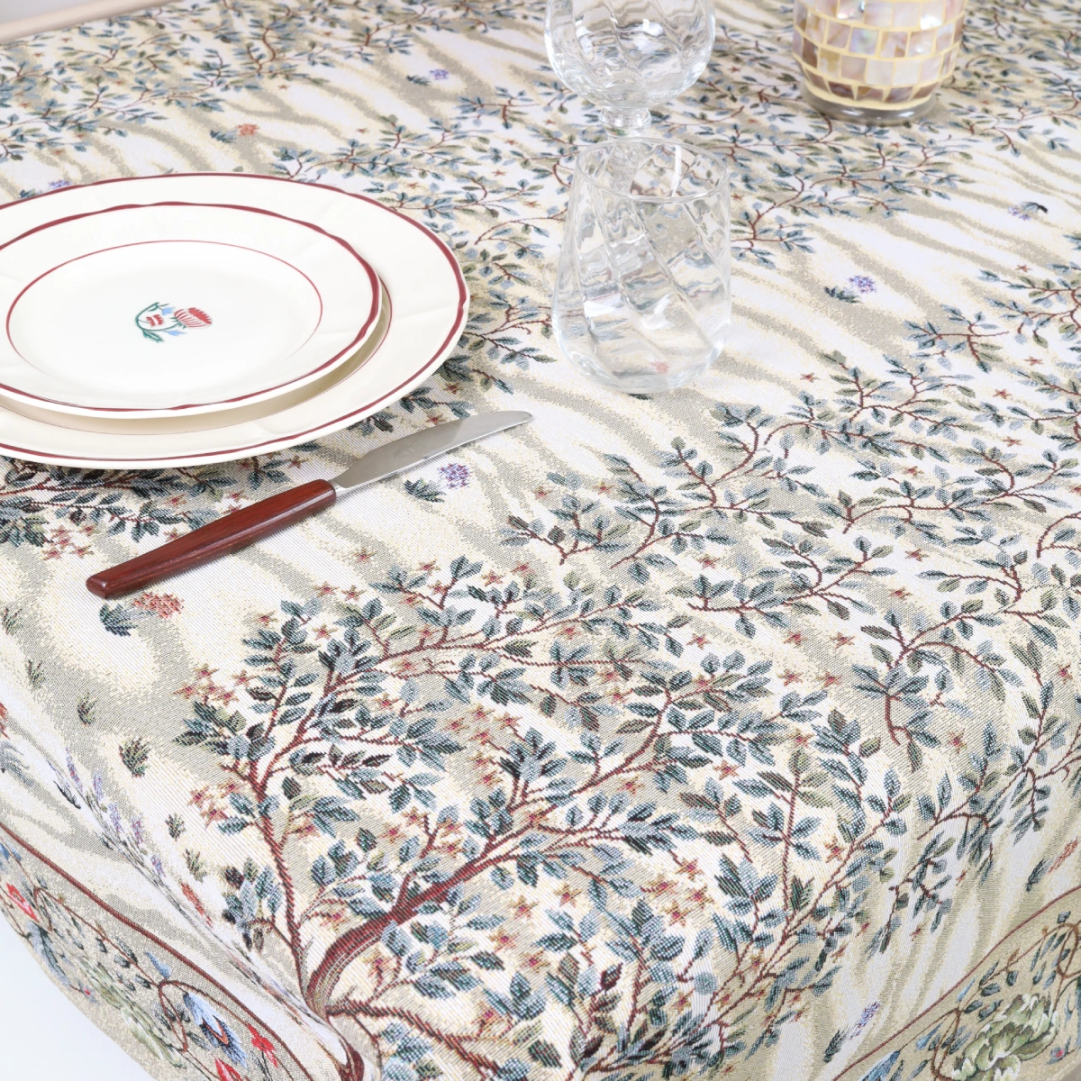 Staltiesė - Baroko gėlės (šviesi)